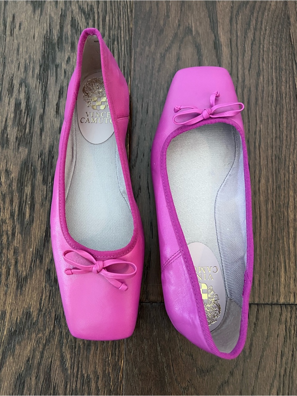 Vince Camuto Magenta Pink Ballet Flats Size 6.5 EUC